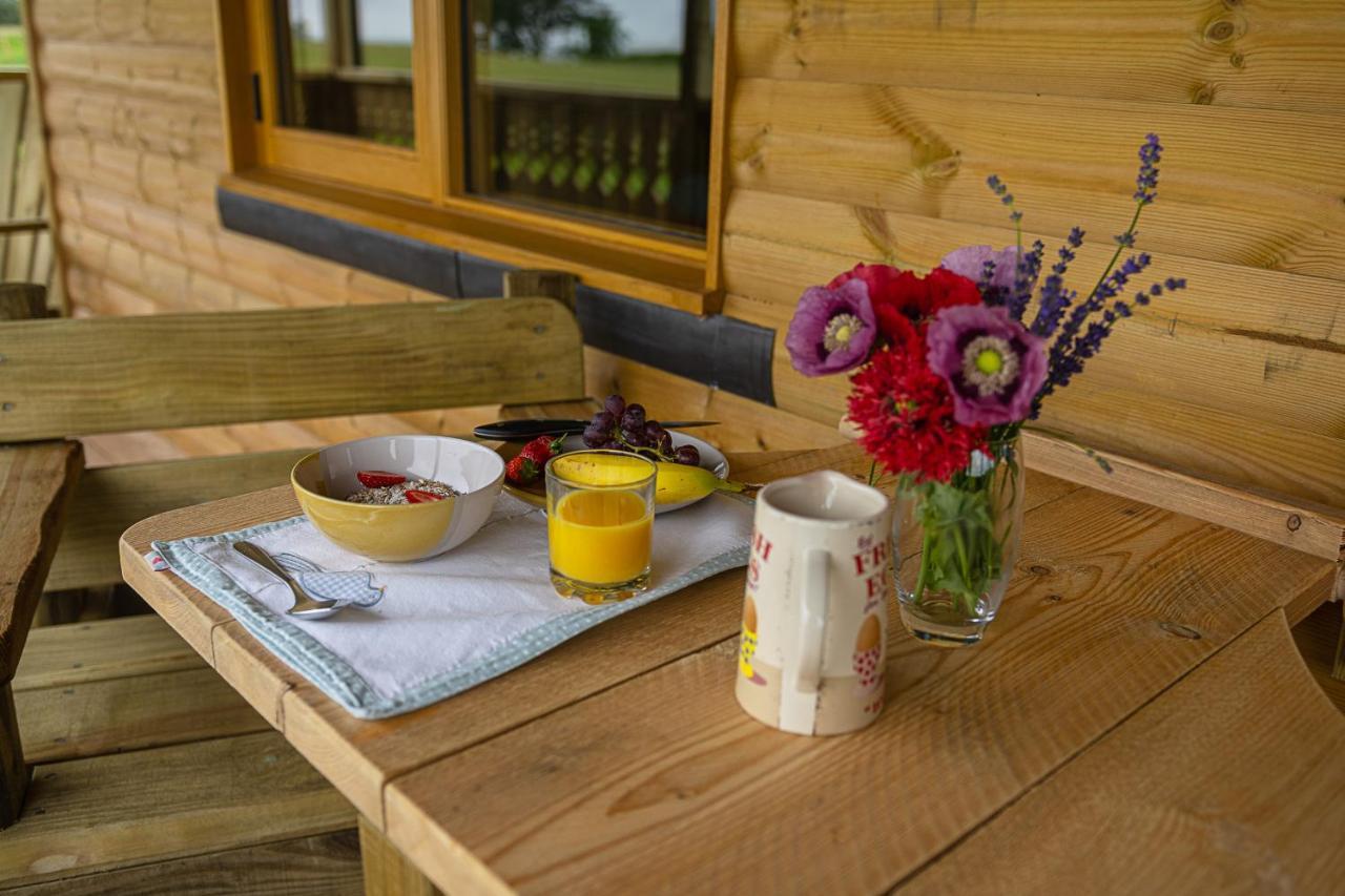 Luxury Log Cabin With A Hot Tub Stone  Екстериор снимка