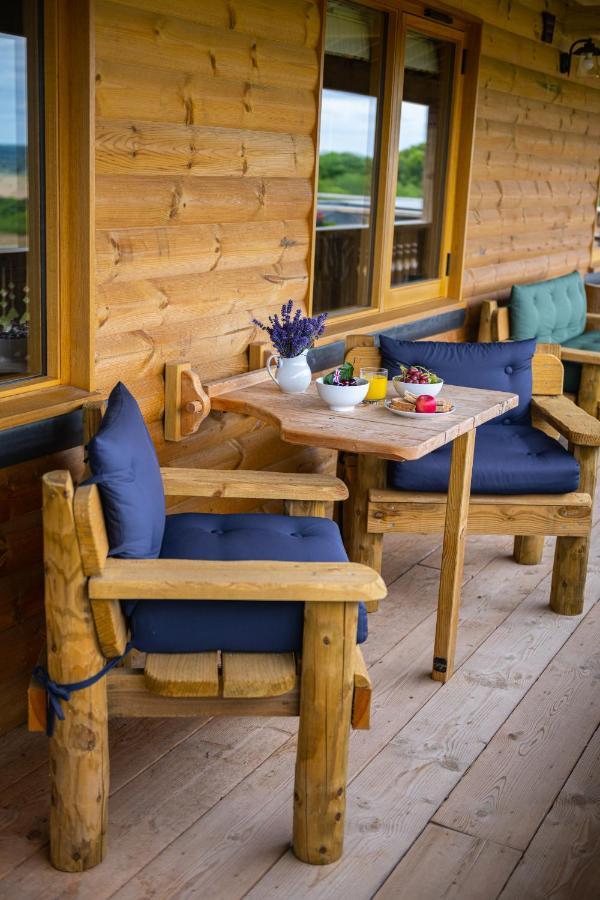 Luxury Log Cabin With A Hot Tub Stone  Екстериор снимка